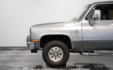 Chevrolet-Blazer-1987-Silver-Gray-39