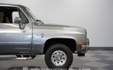 Chevrolet-Blazer-1987-Silver-Gray-40