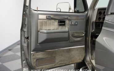 Chevrolet-Blazer-1987-Silver-Gray-43
