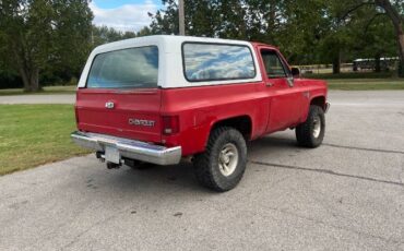Chevrolet-Blazer-1988-Red-8