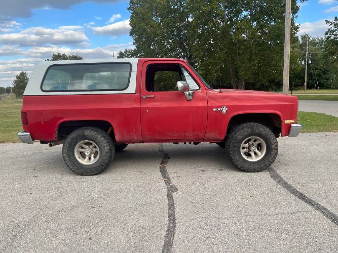 Chevrolet-Blazer-1988-Red-9