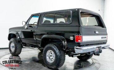 Chevrolet-Blazer-1988-SUV-10
