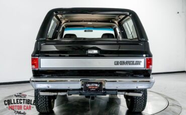 Chevrolet-Blazer-1988-SUV-12