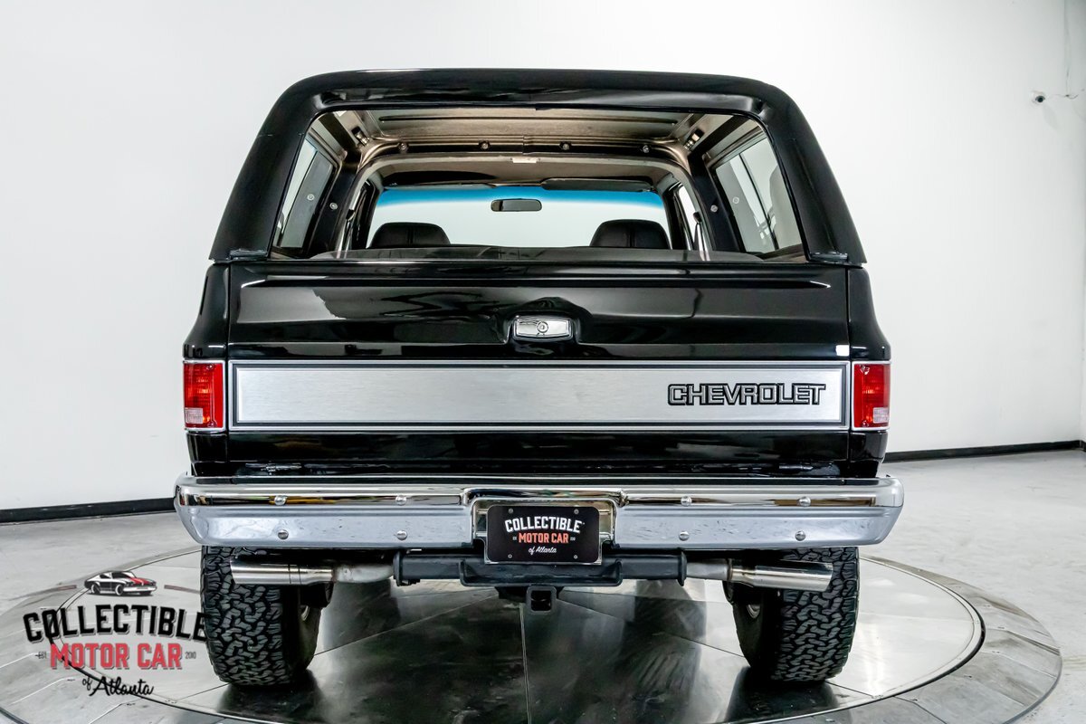 Chevrolet-Blazer-1988-SUV-12