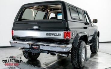 Chevrolet-Blazer-1988-SUV-13