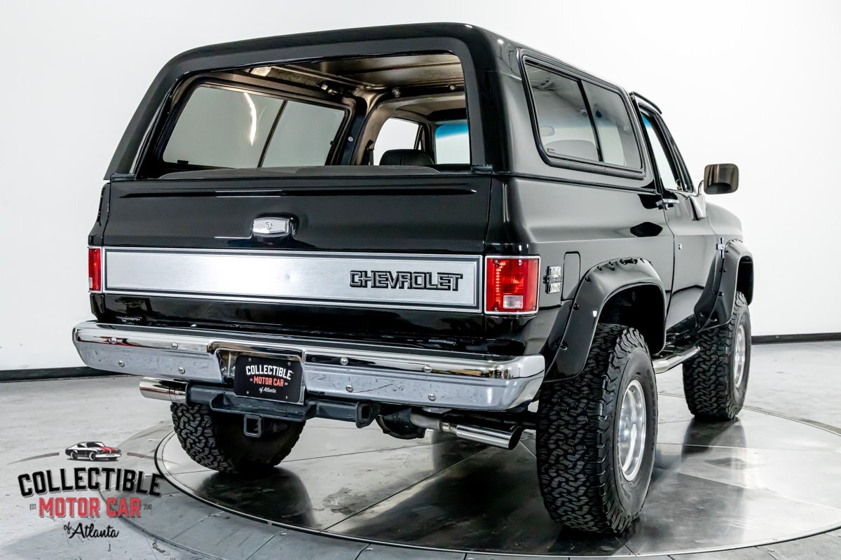 Chevrolet-Blazer-1988-SUV-13