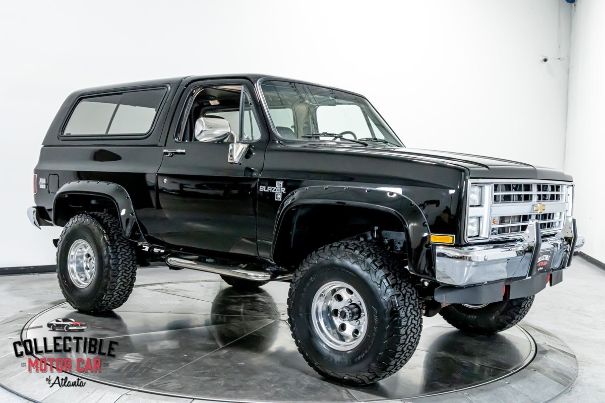Chevrolet-Blazer-1988-SUV-17