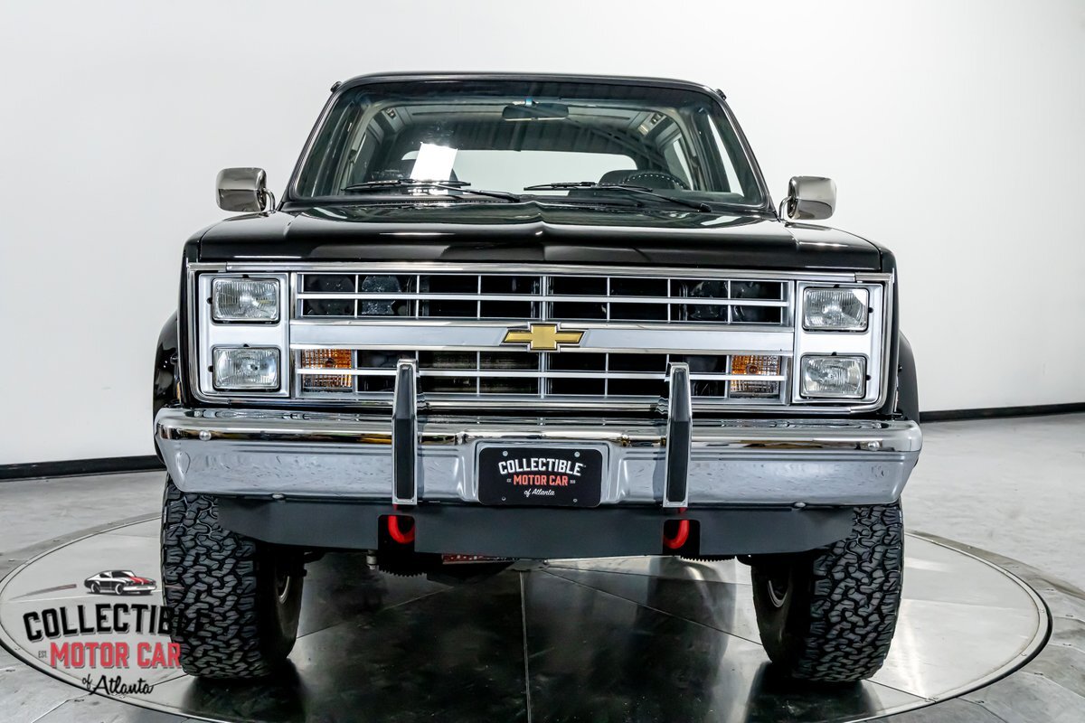 Chevrolet-Blazer-1988-SUV-20