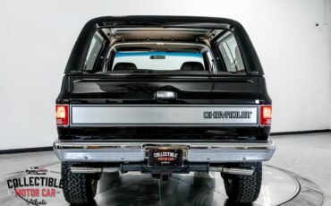 Chevrolet-Blazer-1988-SUV-23