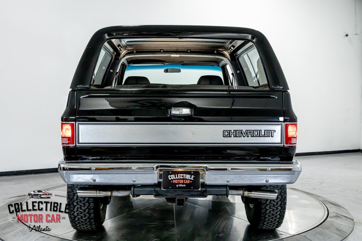 Chevrolet-Blazer-1988-SUV-23