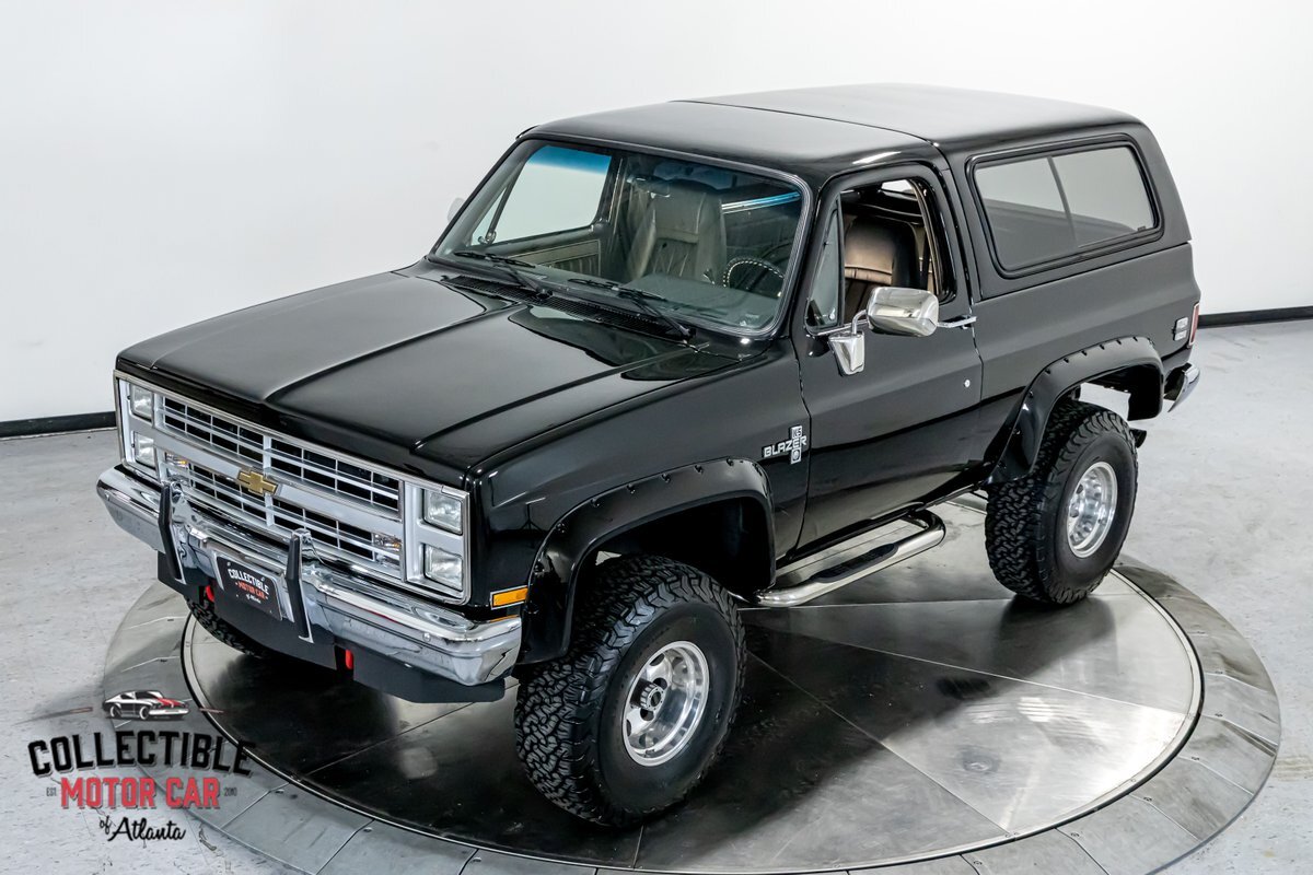 Chevrolet-Blazer-1988-SUV-24