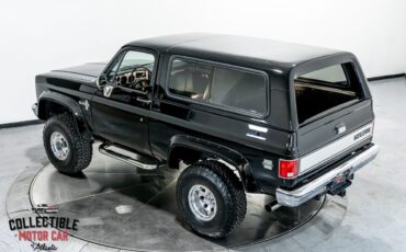 Chevrolet-Blazer-1988-SUV-25