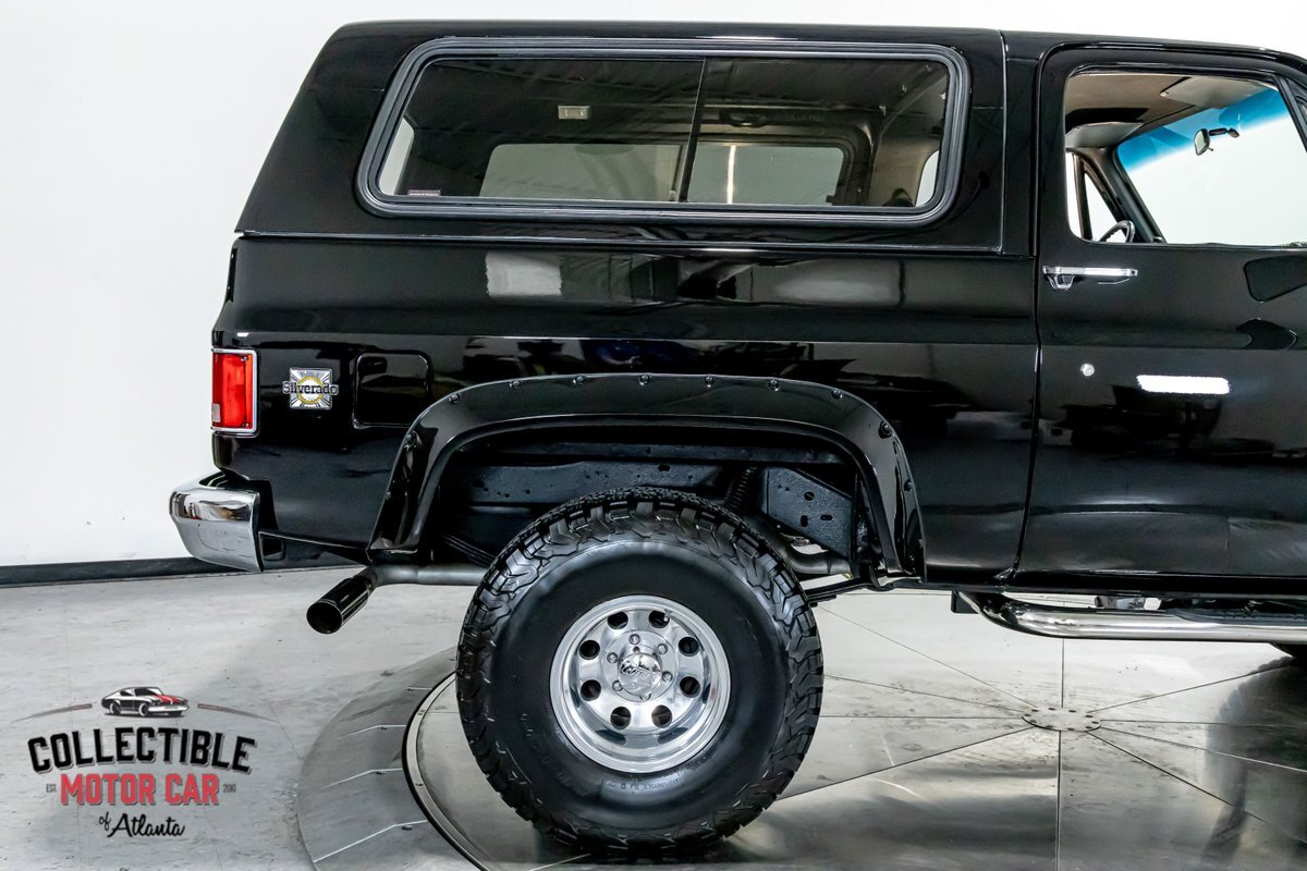 Chevrolet-Blazer-1988-SUV-31