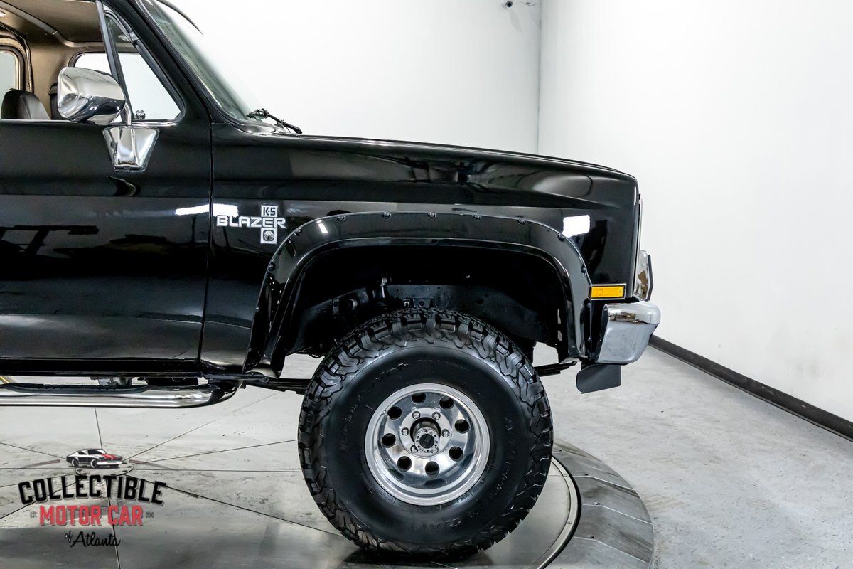 Chevrolet-Blazer-1988-SUV-33