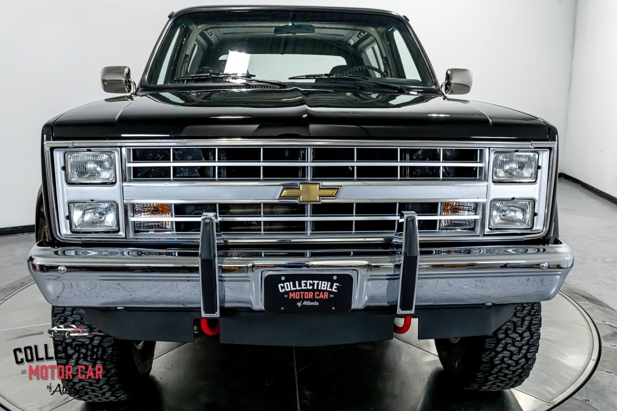 Chevrolet-Blazer-1988-SUV-34