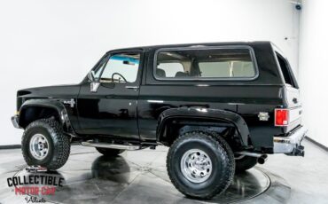 Chevrolet-Blazer-1988-SUV-9
