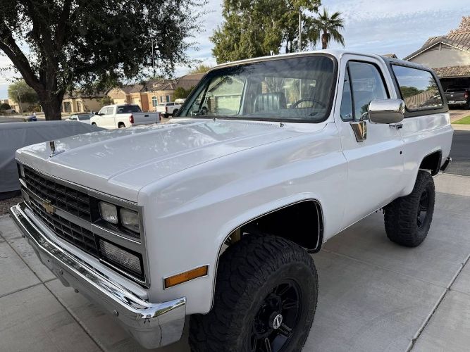Chevrolet-Blazer-1988-White-1