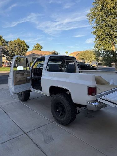 Chevrolet-Blazer-1988-White-13