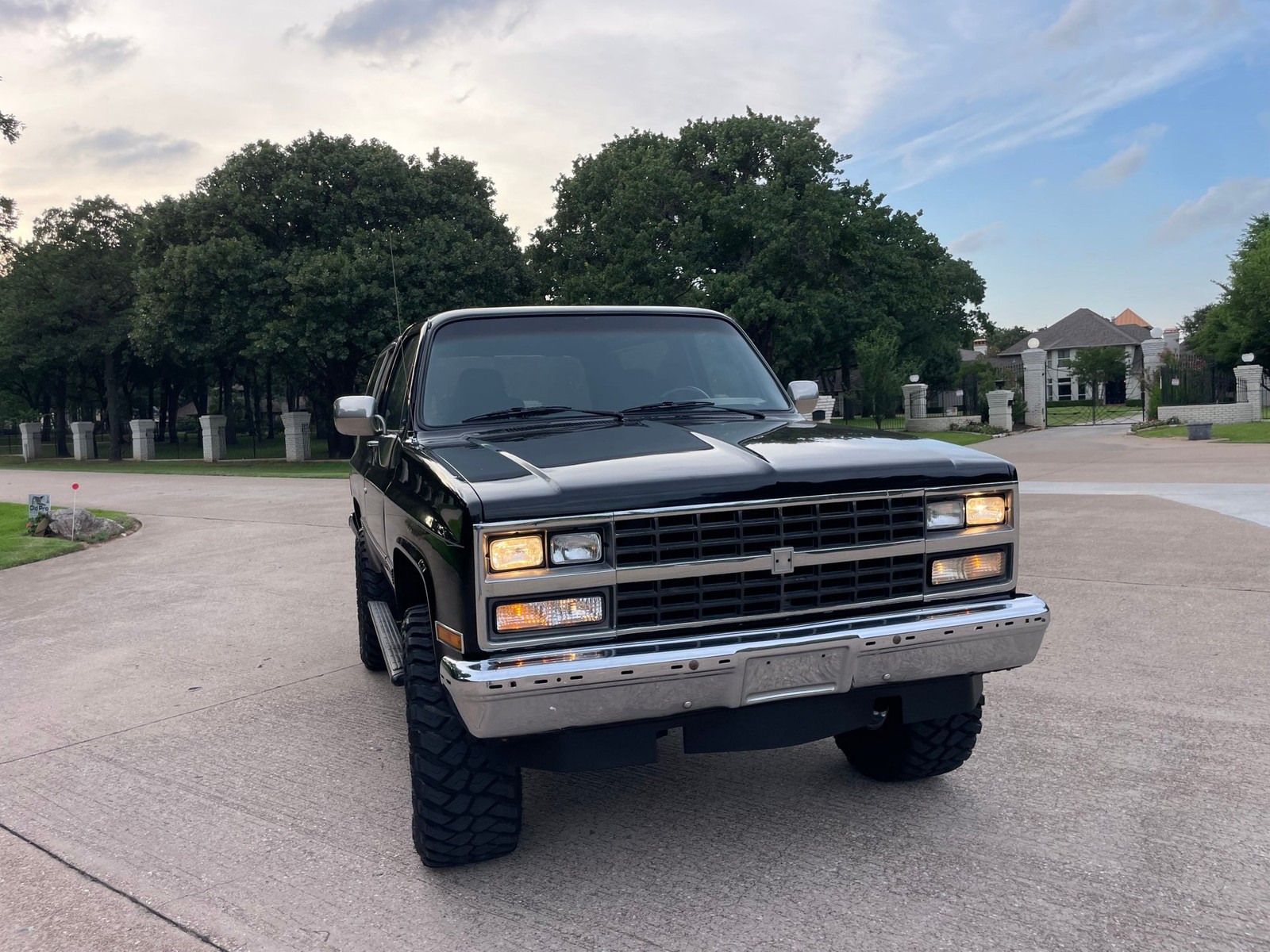 Chevrolet-Blazer-1989-1