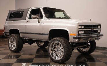 Chevrolet-Blazer-1989-SUV-19