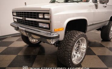 Chevrolet-Blazer-1989-SUV-23