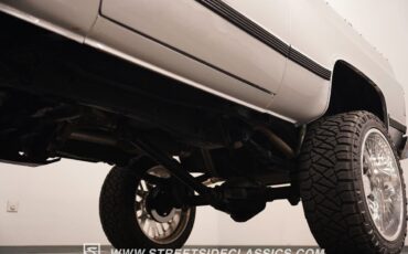 Chevrolet-Blazer-1989-SUV-24