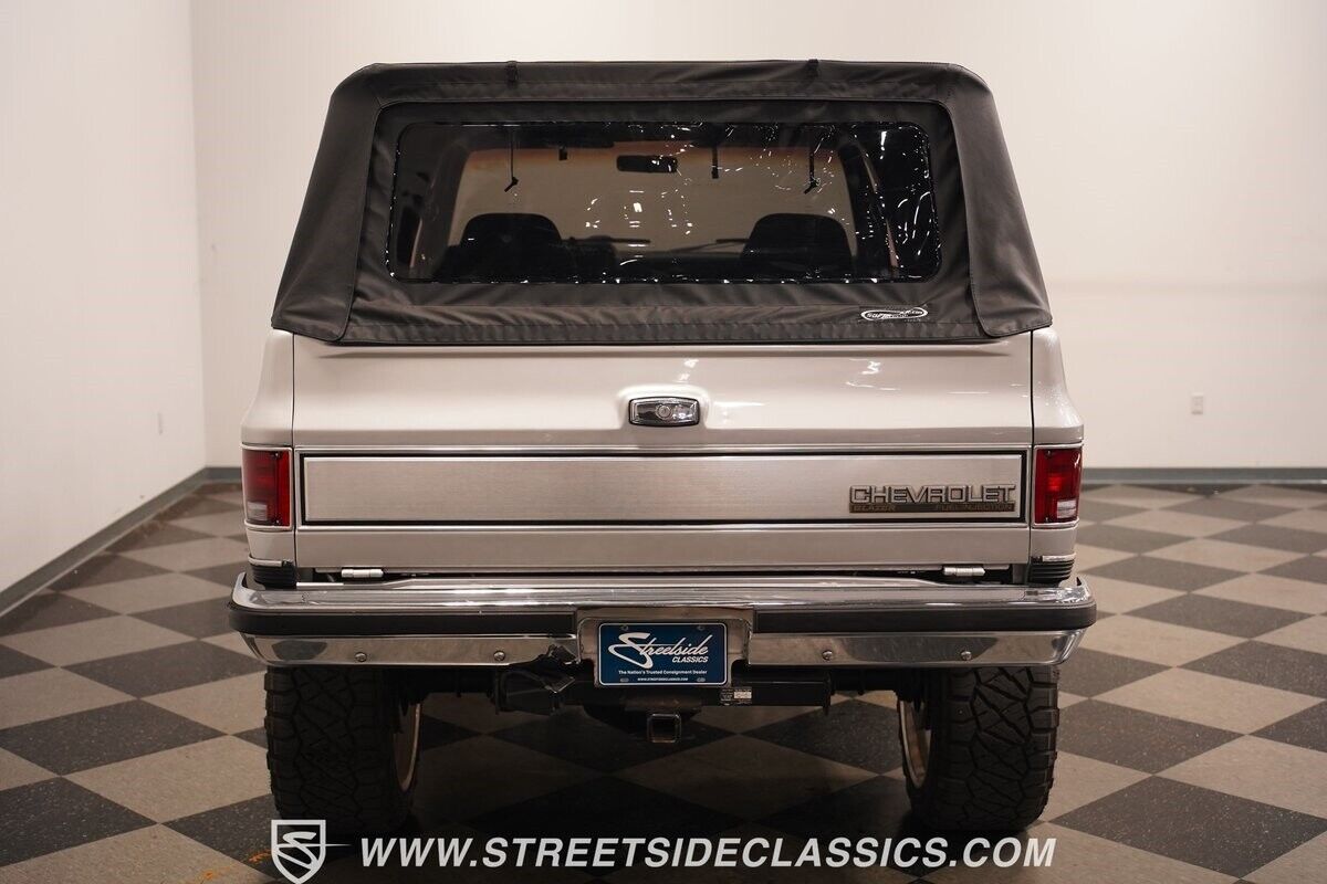 Chevrolet-Blazer-1989-SUV-28