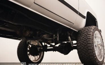 Chevrolet-Blazer-1989-SUV-31