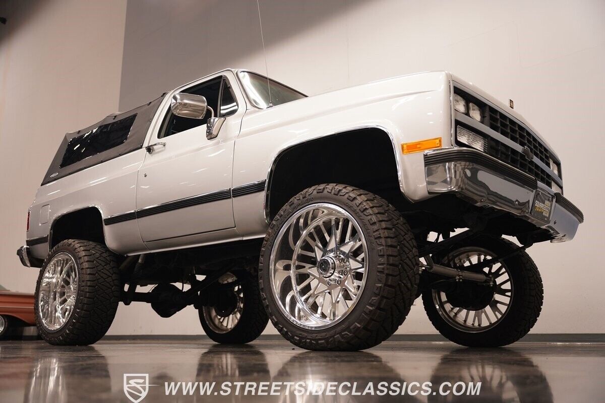 Chevrolet-Blazer-1989-SUV-34