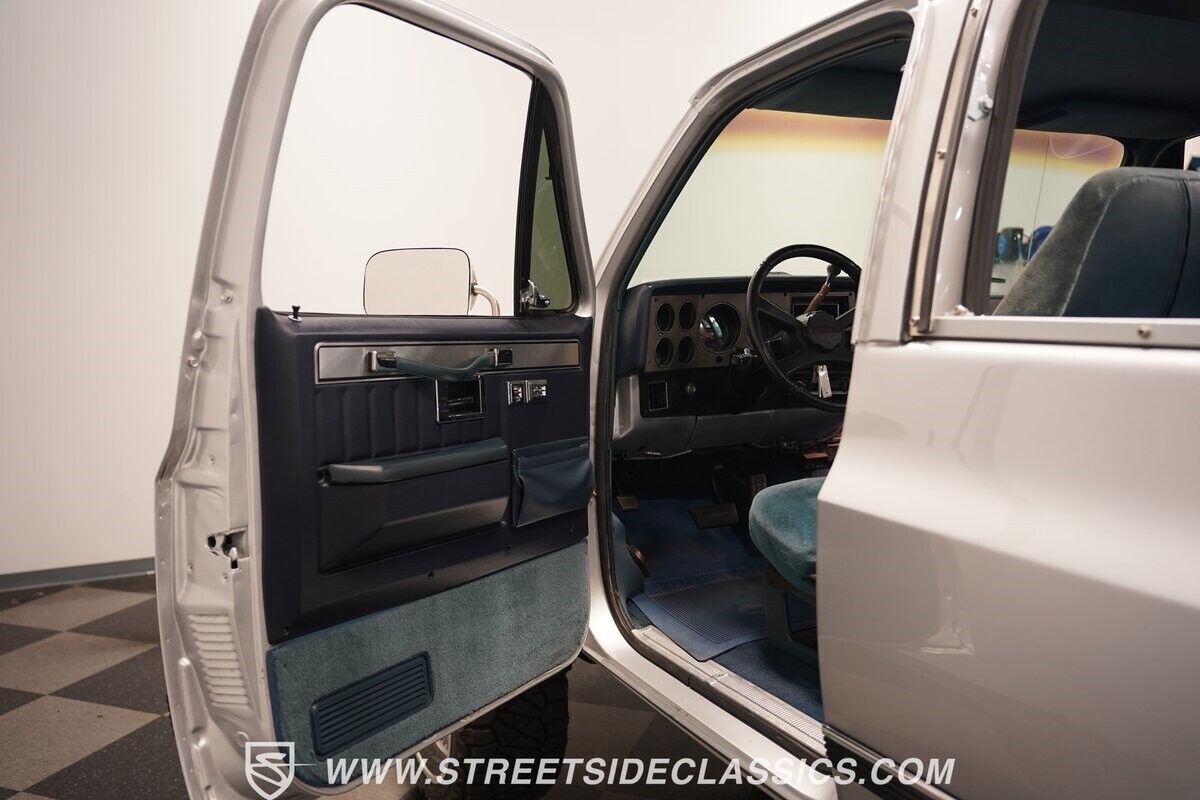 Chevrolet-Blazer-1989-SUV-39