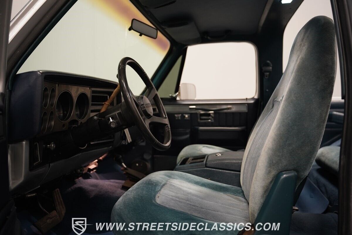 Chevrolet-Blazer-1989-SUV-4
