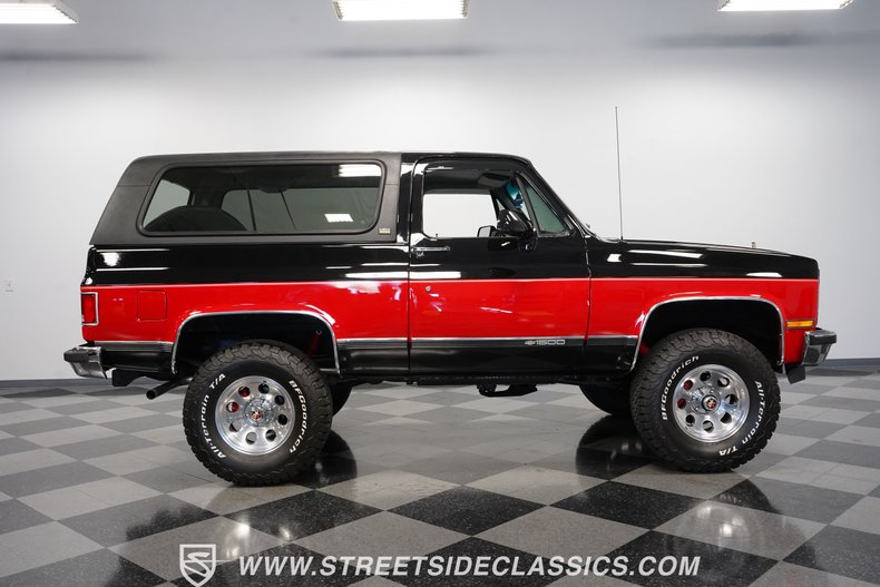 Chevrolet-Blazer-1990-Black-Gray-13