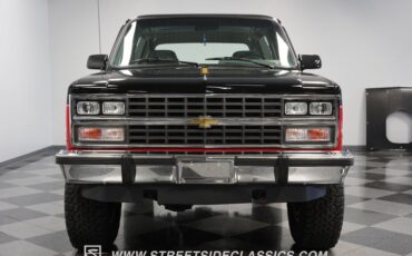 Chevrolet-Blazer-1990-Black-Gray-16