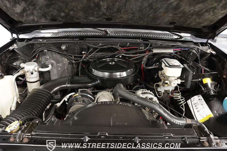 Chevrolet-Blazer-1990-Black-Gray-32