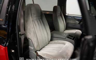 Chevrolet-Blazer-1990-Black-Gray-46