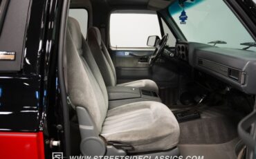 Chevrolet-Blazer-1990-Black-Gray-47