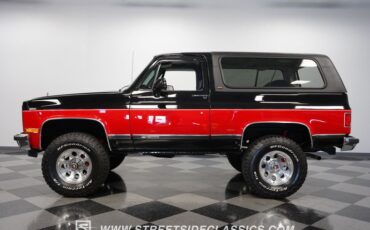 Chevrolet-Blazer-1990-Black-Gray-6