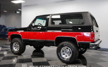 Chevrolet-Blazer-1990-Black-Gray-7