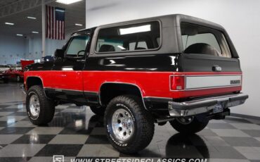 Chevrolet-Blazer-1990-Black-Gray-8