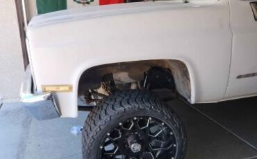 Chevrolet-Blazer-1990-White-6