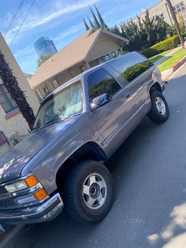 Chevrolet-Blazer-1992-Gray-2