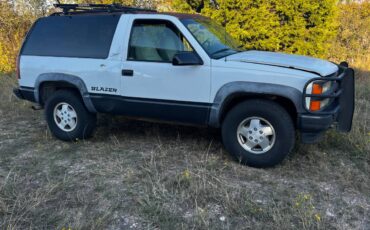 Chevrolet-Blazer-sport-1994-white