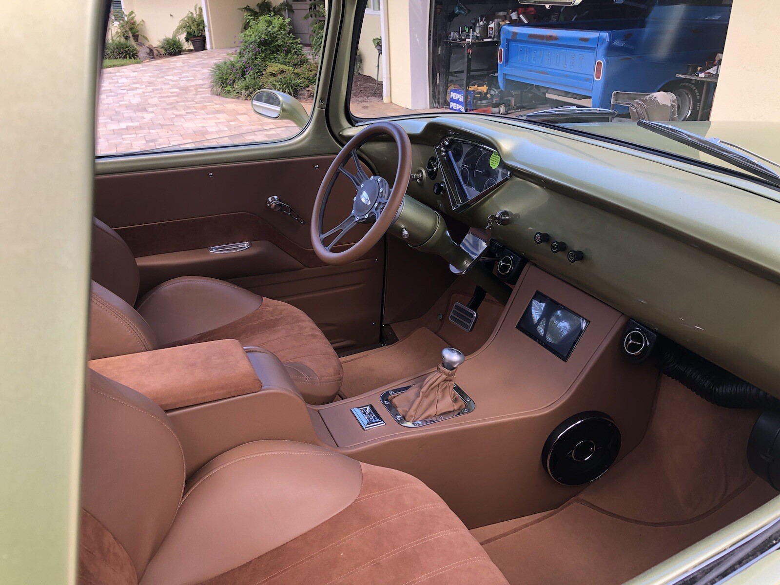 Chevrolet-C-10-1955-Standard-Cab-Pickup-15