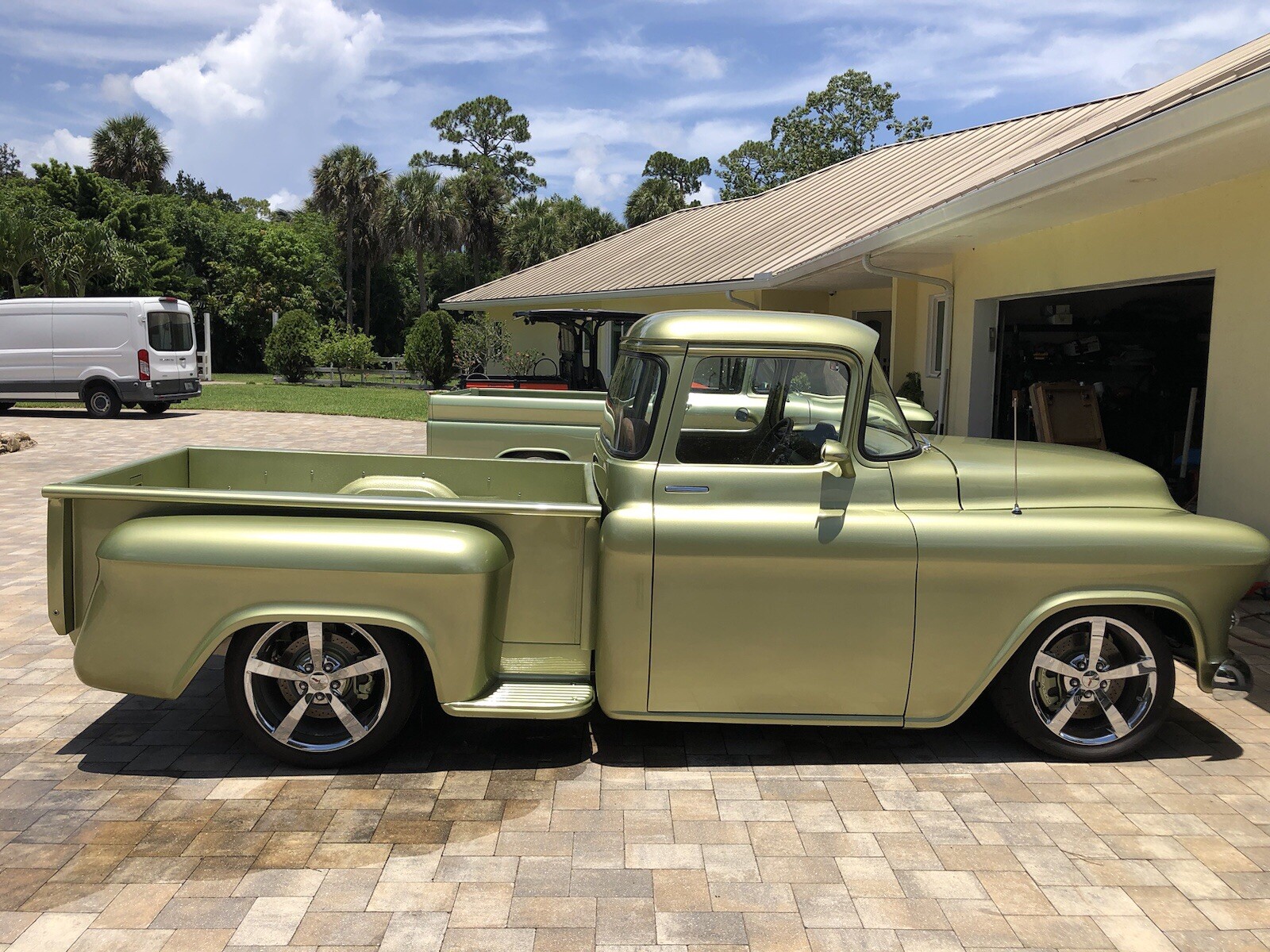 Chevrolet-C-10-1955-Standard-Cab-Pickup-4