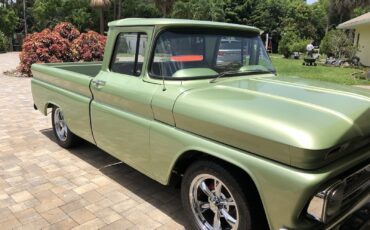 Chevrolet C-10 1962 Cab & Chassis