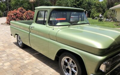 Chevrolet C-10 1962 Cab & Chassis