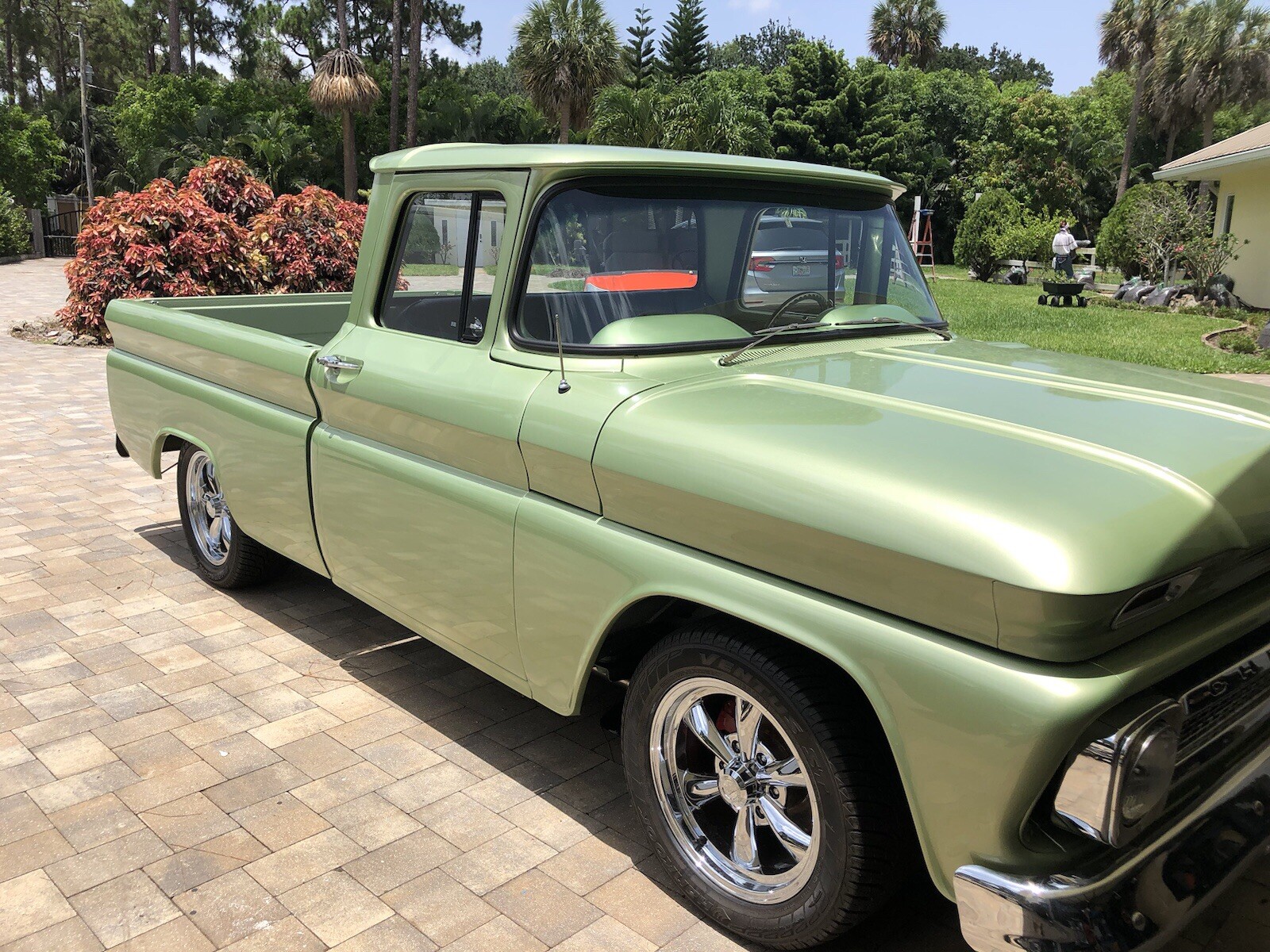 Chevrolet C-10 1962 Cab & Chassis