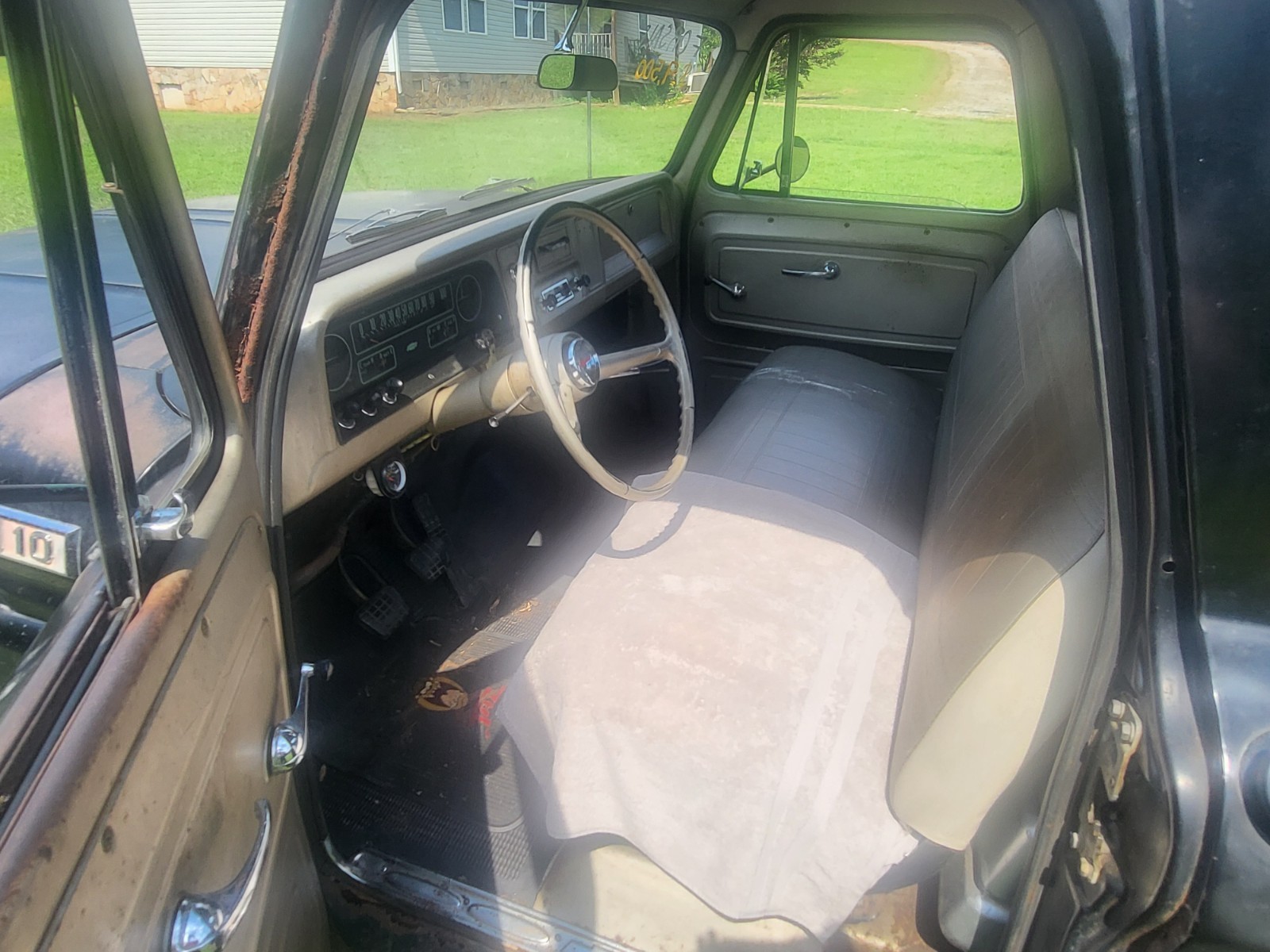 Chevrolet-C-10-1966-2