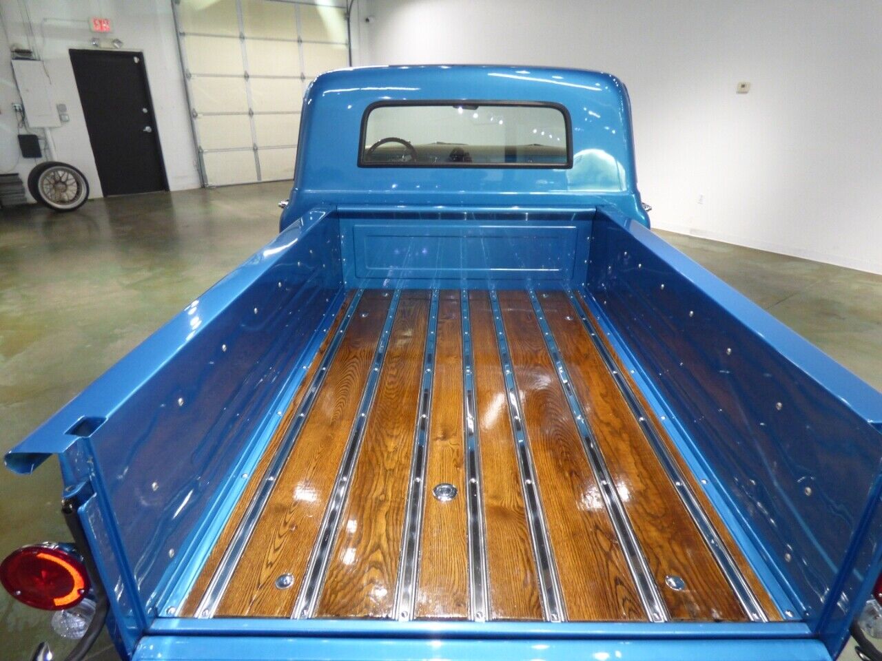Chevrolet-C-10-1967-Truck-10