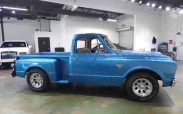 Chevrolet-C-10-1967-Truck-13